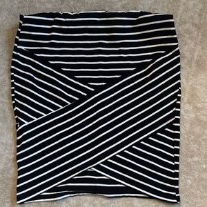 Black and White Striped Women's Skirt-cotton